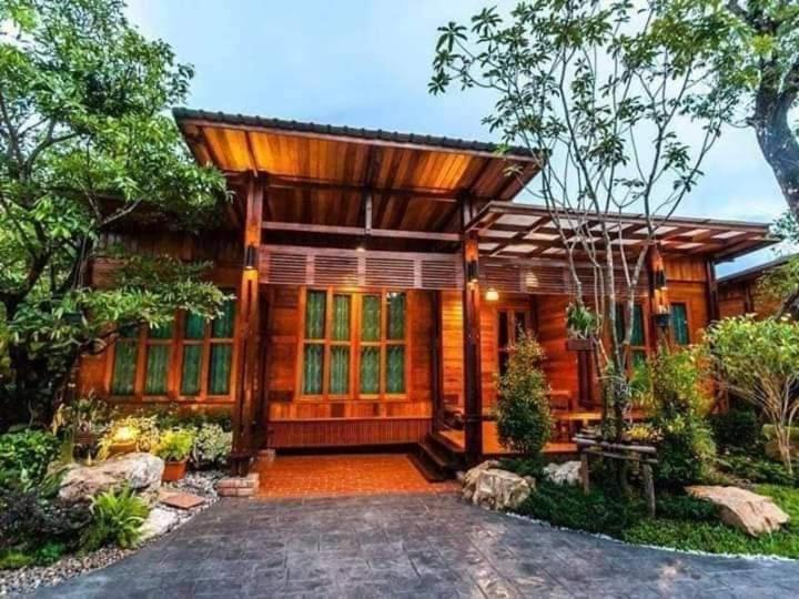 Areeya Phubeach Resort Wooden House Ban Chong Phli Экстерьер фото