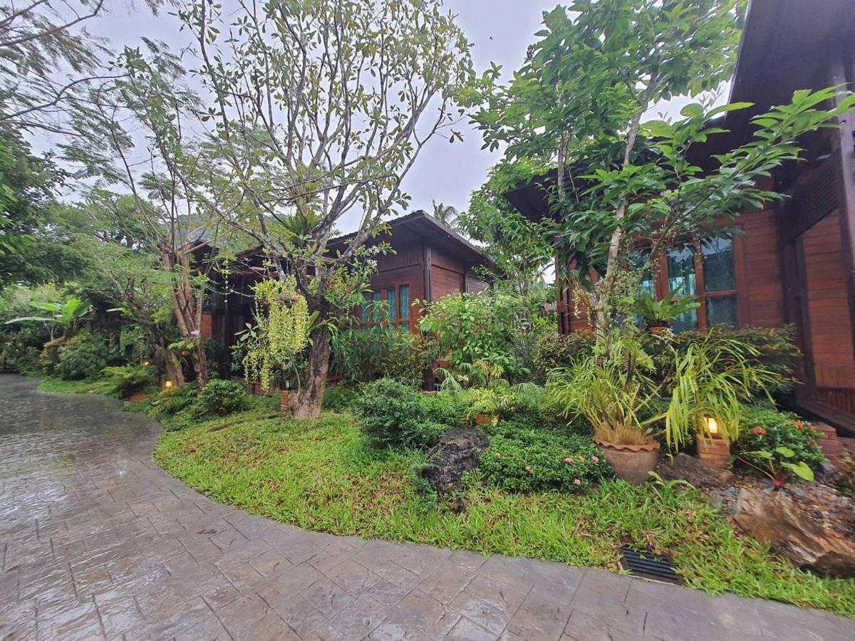 Areeya Phubeach Resort Wooden House Ban Chong Phli Экстерьер фото